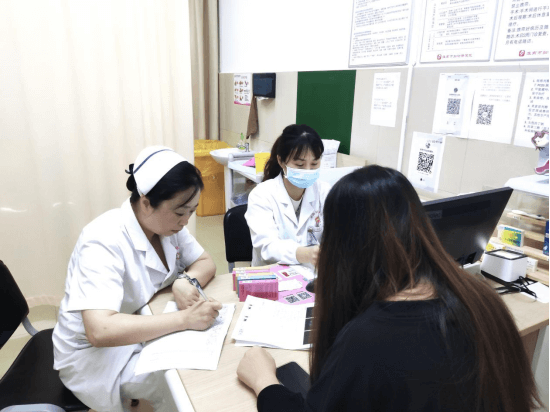 院网站-牵手妇幼，助您实现做母亲的愿望——市妇幼保健院举办多囊卵巢综合征、不孕症义诊活动106