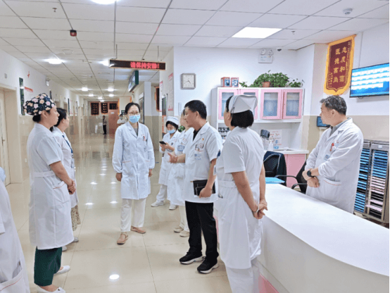 紧绷安全之弦 筑牢安全防线——市妇幼保健院开展节前安全生产检查447