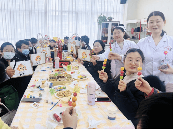 院网站-福满新春  幸“孕”相伴——市妇幼保健院举办迎新春关爱母婴公益活动455