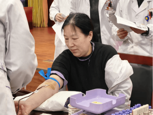 院网站-热血江淮我带头 履职担当显初心——淮南市妇幼保健院组织开展无偿献血活动804